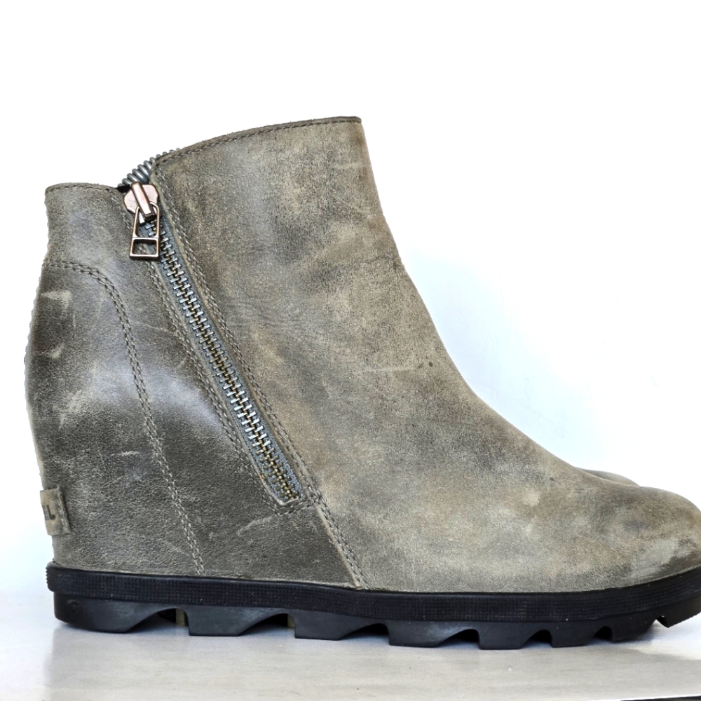 Sorel Joan Of Arctic Wedge II Zip Booties 8